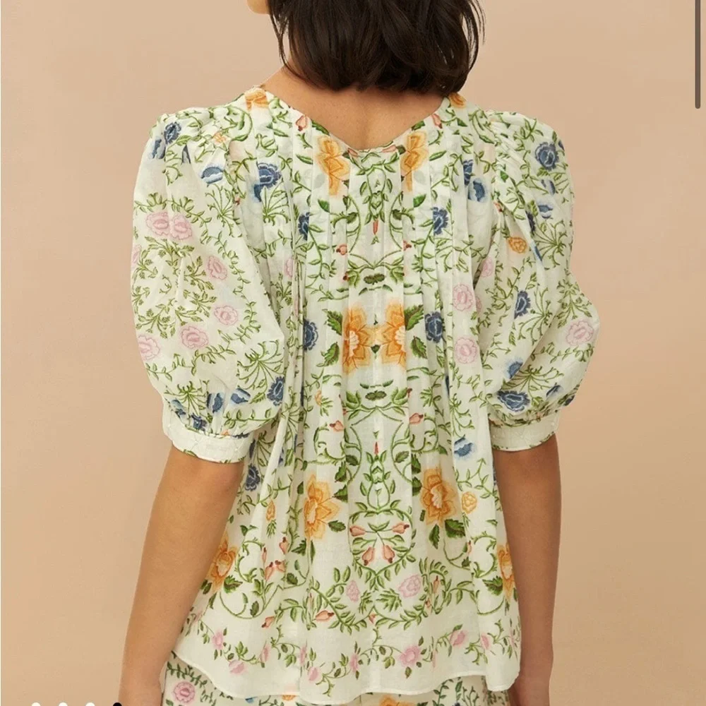 NWT Farm Rio Folk Floral Off-White Scoop Neck Short Sleeve Blouse Top - Picture 3 of 8